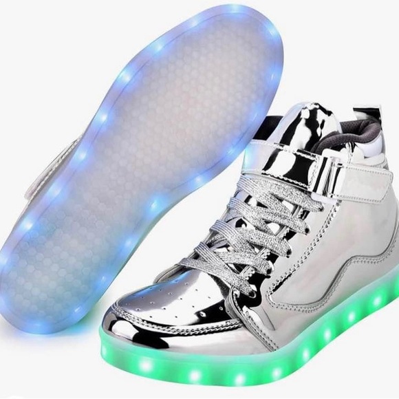 Silver sneakers - LED Light up sneakers - women - Picture 2 of 8